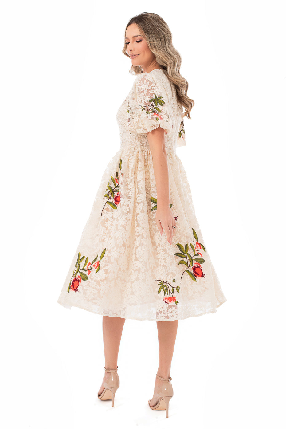 Rochie Cream Din Dantela Cu Flori Brodate-LIMITED EDITION