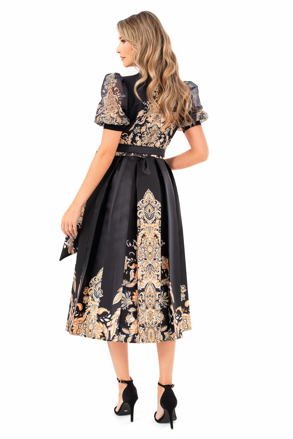 Rochie Parte Peste Parte cu Maneci Scurte din Organza
