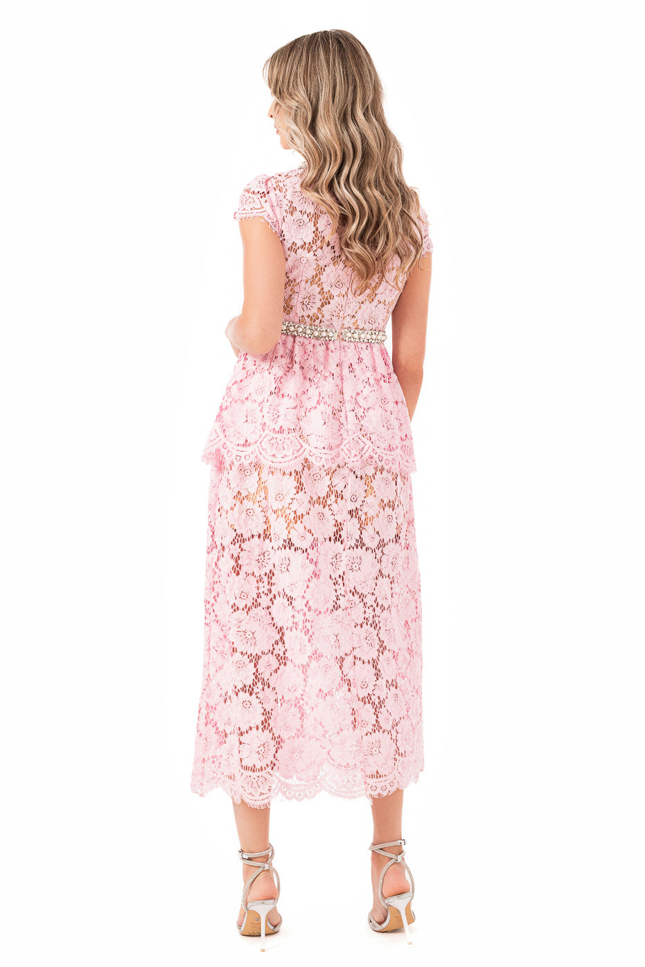 Rochie din Dantela Roz cu Aplicatii