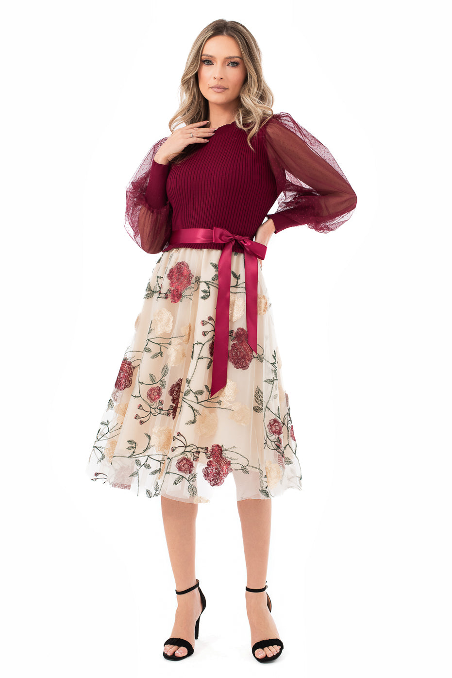 Rochie Eleganta cu Fusta din Tulle Brodat