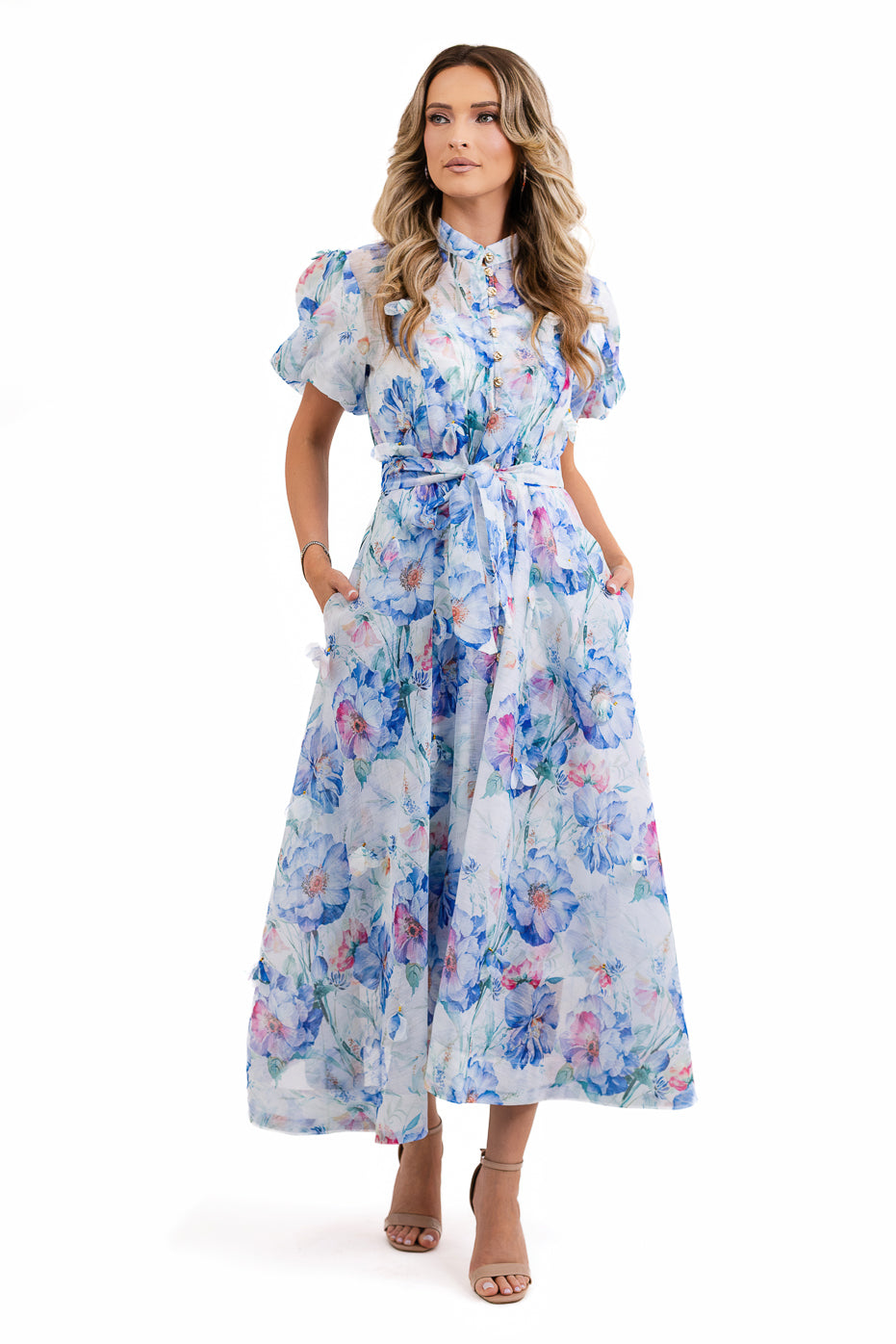 Rochie Lunga Cu Flori Albastre Si Aplicatii Tip Floare