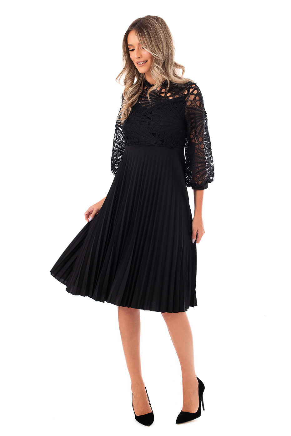 Rochie Neagra Cu Bust Din Dantela- LIMITED EDITION