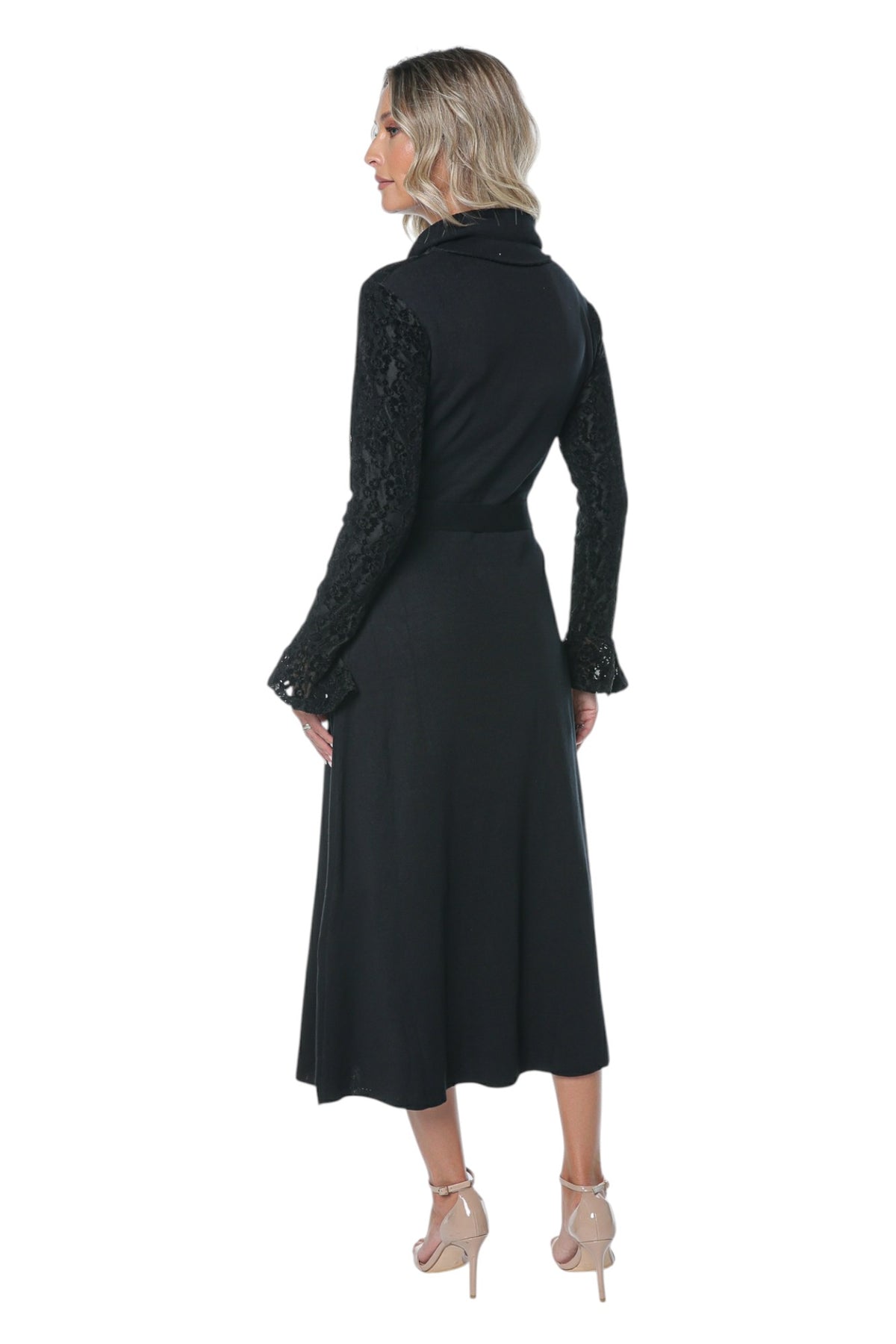 Rochie Neagra cu Bust din Broderie cu Catifea