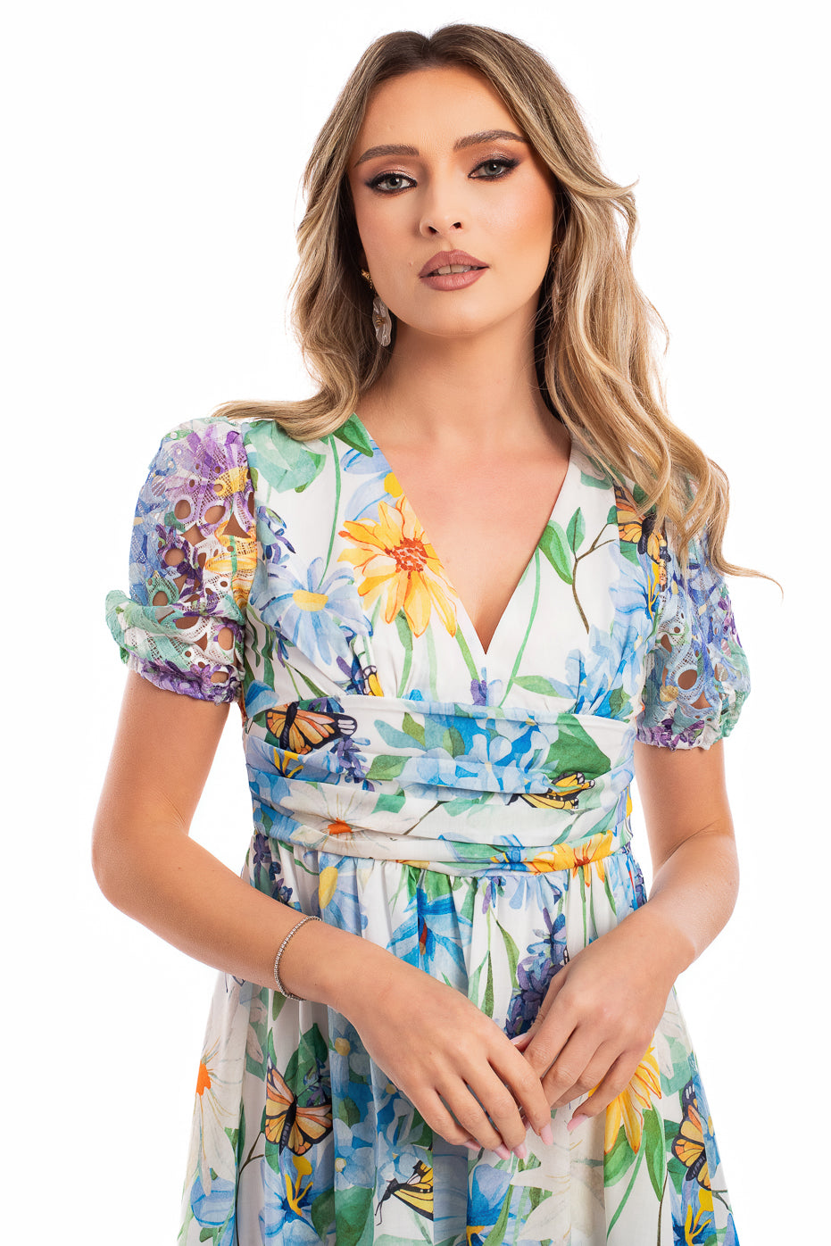 Rochie de Vara cu Maneci din Dantela
