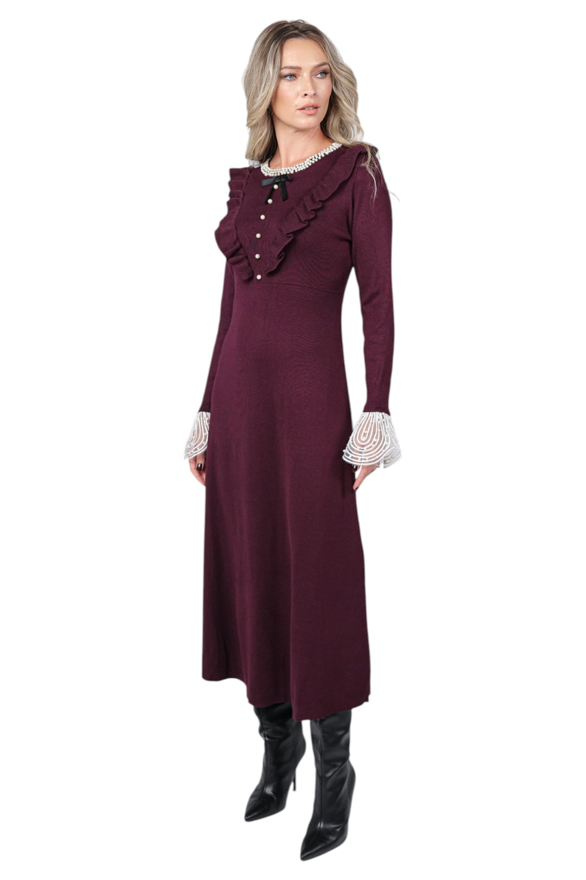 Rochie din Tricot cu Perle la Gat si pe Mansete